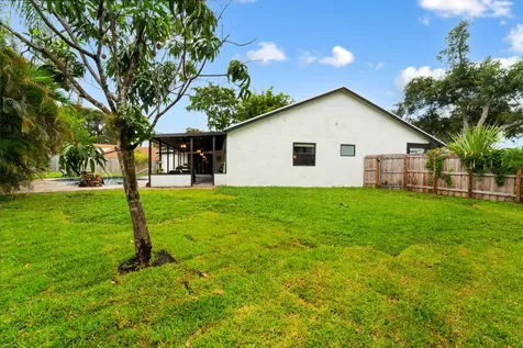 5731 NW 54th Way Tamarac FL 33319