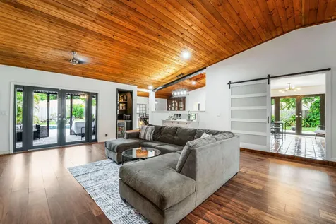 5731 NW 54th Way Tamarac FL 33319
