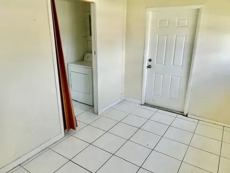 5320 SW 25th Court West Park FL 33023