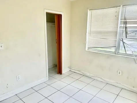5320 SW 25th Court West Park FL 33023