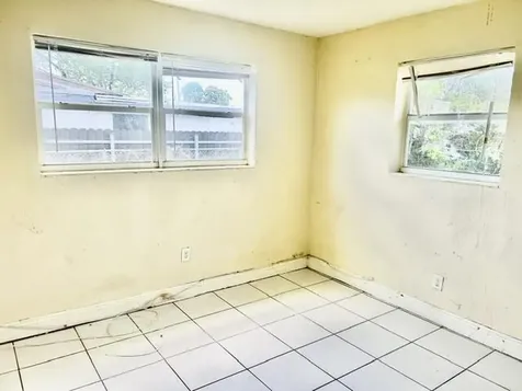 5320 SW 25th Court West Park FL 33023