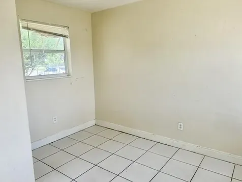 5320 SW 25th Court West Park FL 33023