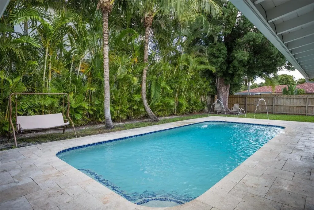 1110 SW 15th Street Boca Raton FL 33486