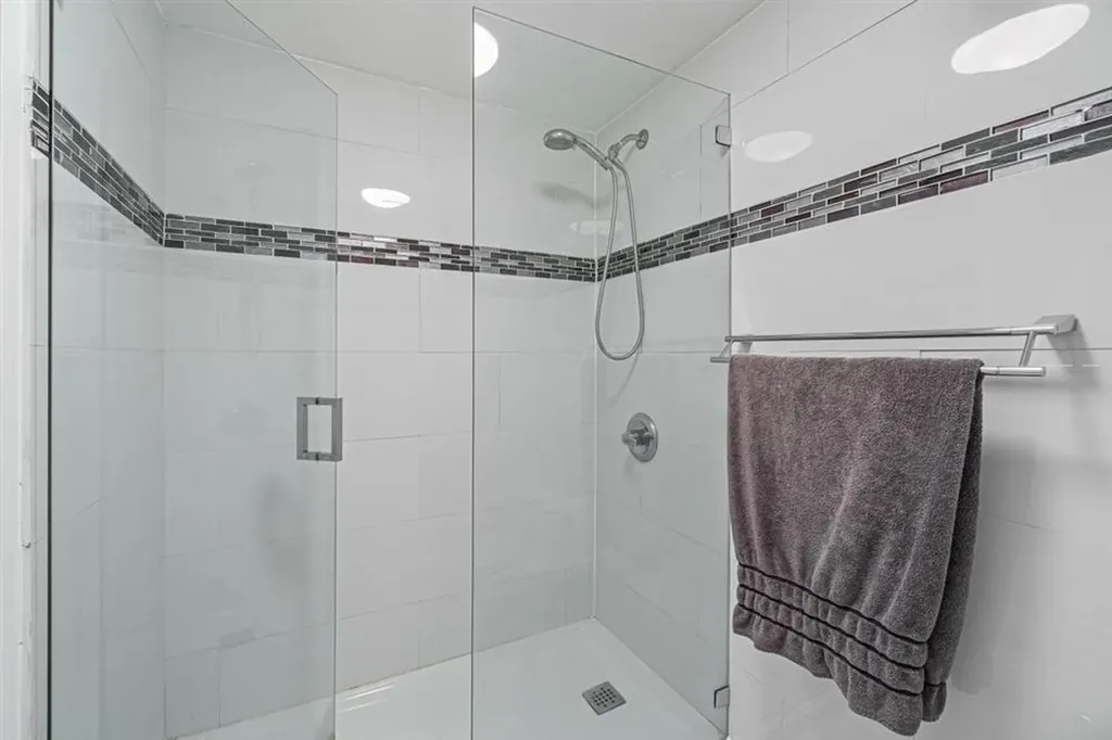 1830 Embassy Drive West Palm Beach FL 33401