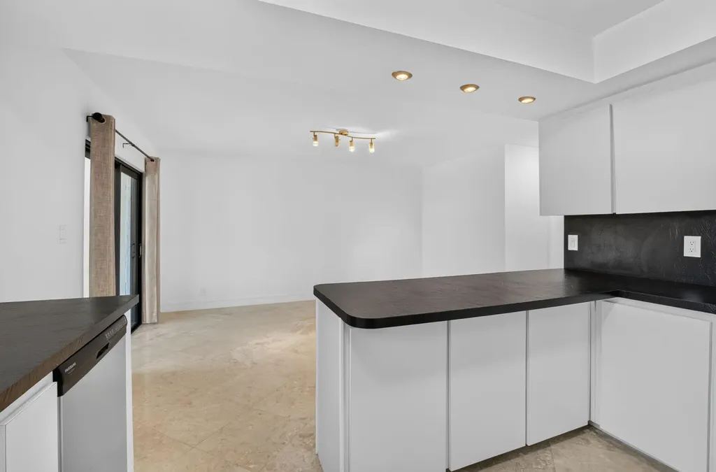 21661 Casa Monte Court Boca Raton FL 33433