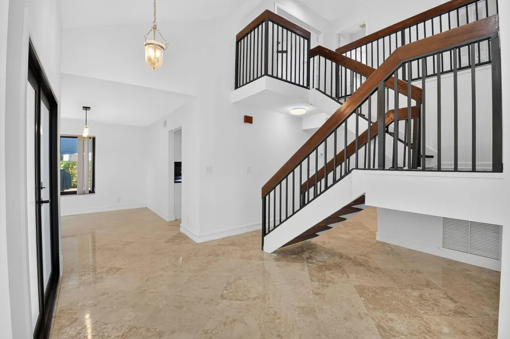 21661 Casa Monte Court Boca Raton FL 33433