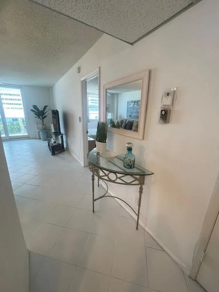 336 N Birch Road Fort Lauderdale FL 33304