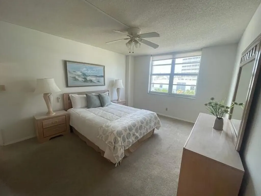 336 N Birch Road Fort Lauderdale FL 33304
