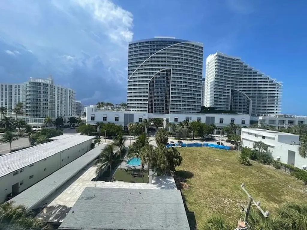 336 N Birch Road Fort Lauderdale FL 33304