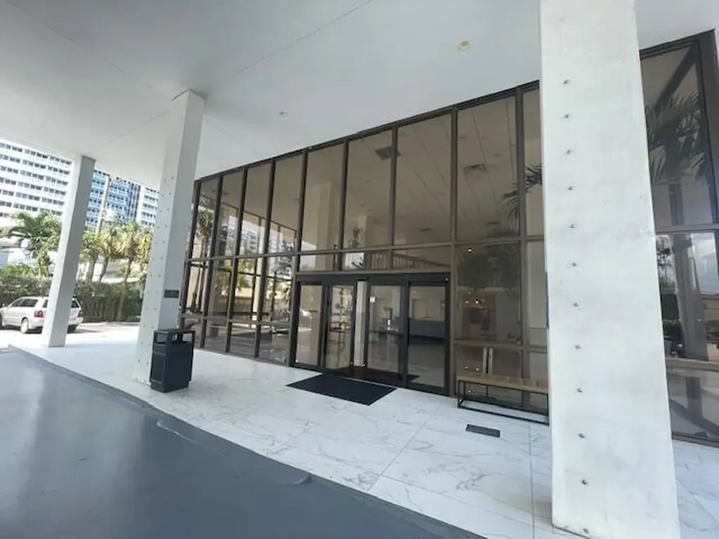 336 N Birch Road Fort Lauderdale FL 33304