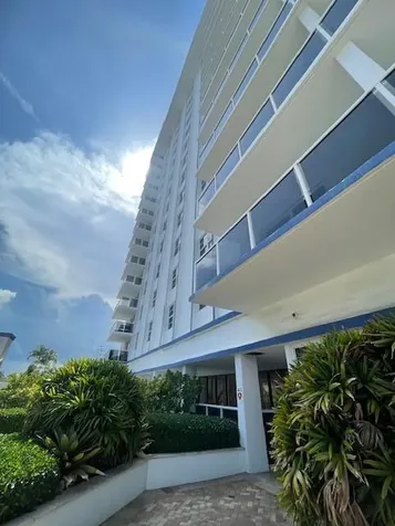 336 N Birch Road Fort Lauderdale FL 33304