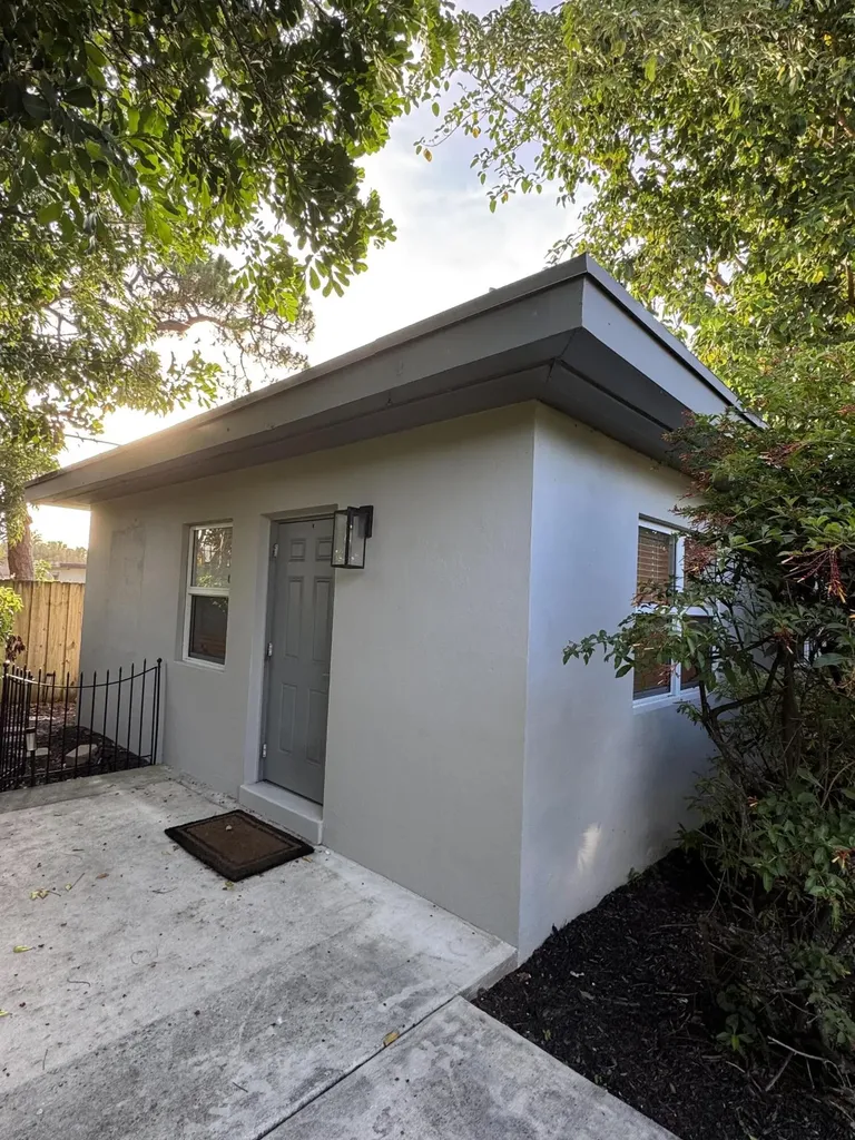 1437 NW 4th Avenue Fort Lauderdale FL 33311