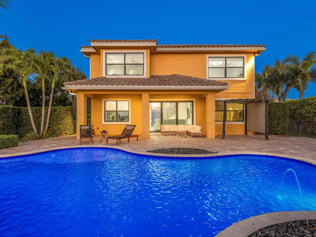 Parkland FL, 8256 Bradford Way