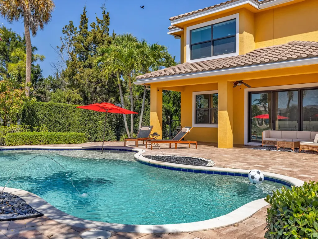 8256 Bradford Way Parkland FL 33076