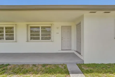 5830 Garfield Street Hollywood FL 33021