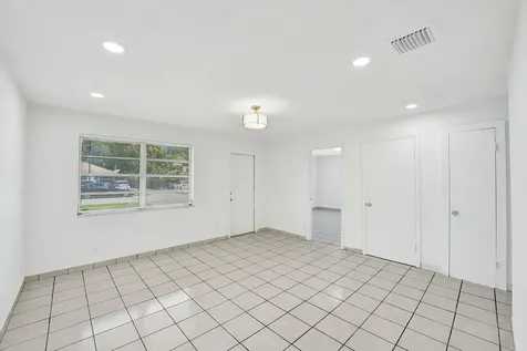 5830 Garfield Street Hollywood FL 33021