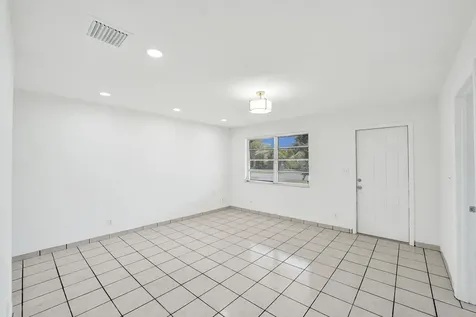 5830 Garfield Street Hollywood FL 33021