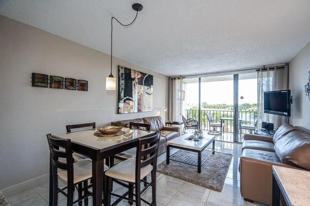 1830 Embassy Drive West Palm Beach FL 33401