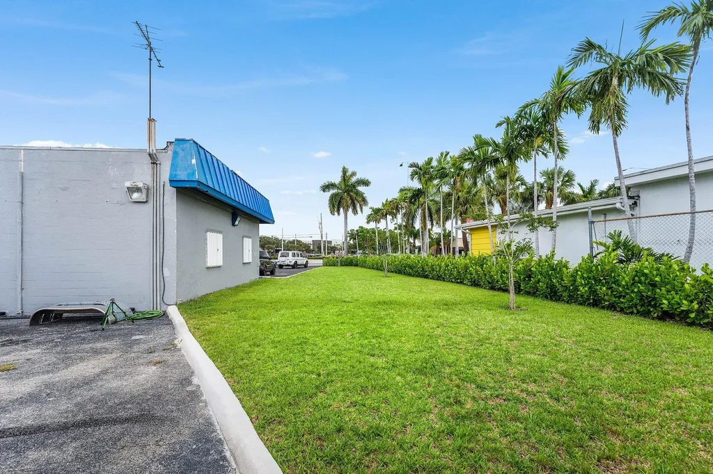 3400 N Federal Highway Lighthouse Point FL 33064