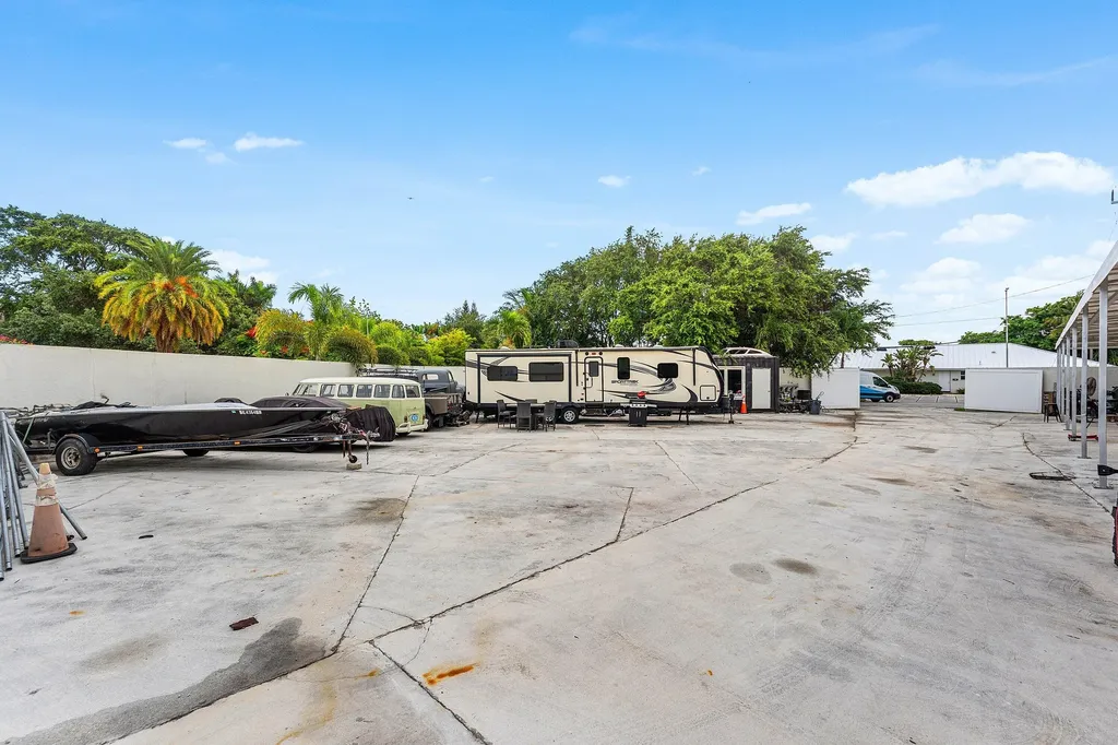 3400 N Federal Highway Lighthouse Point FL 33064
