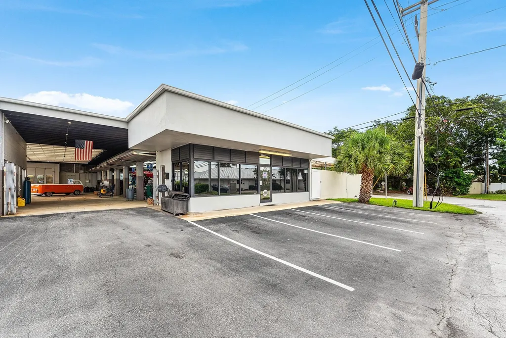 3400 N Federal Highway Lighthouse Point FL 33064