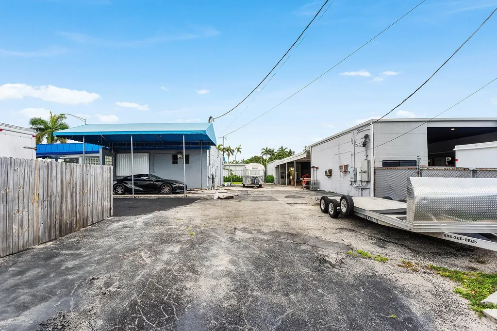 3400 N Federal Highway Lighthouse Point FL 33064