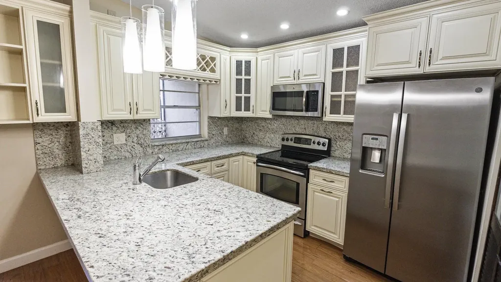 570 Woodgate Circle Sunrise FL 33326