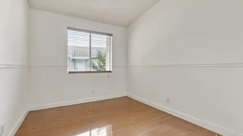 570 Woodgate Circle Sunrise FL 33326