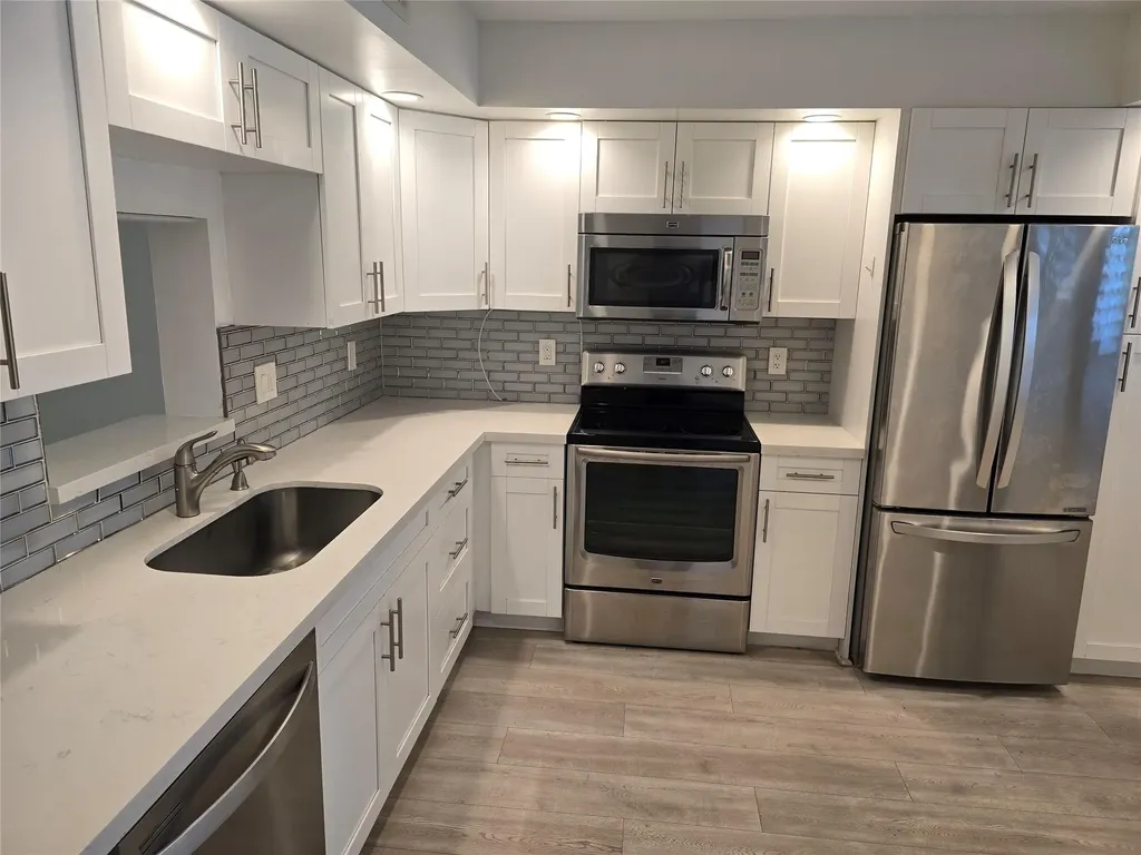2103 Lucaya Bend Coconut Creek FL 33066