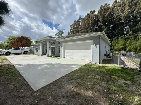 315 Kaye Street Fort Pierce FL 34947