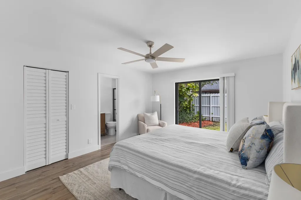8210 SW 41st Street Davie FL 33328