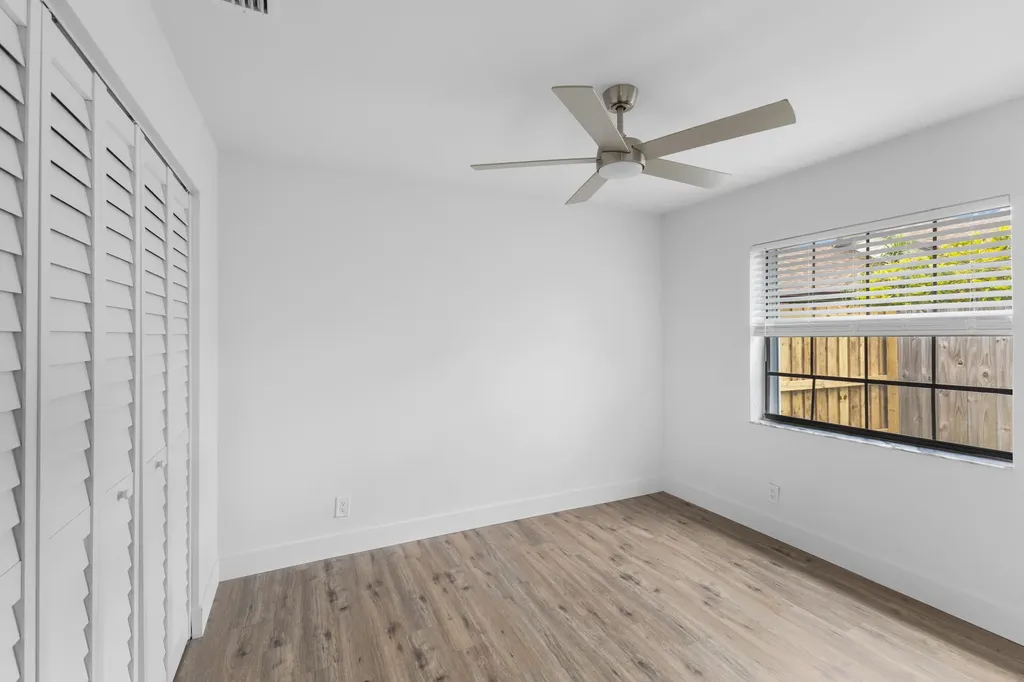 8210 SW 41st Street Davie FL 33328