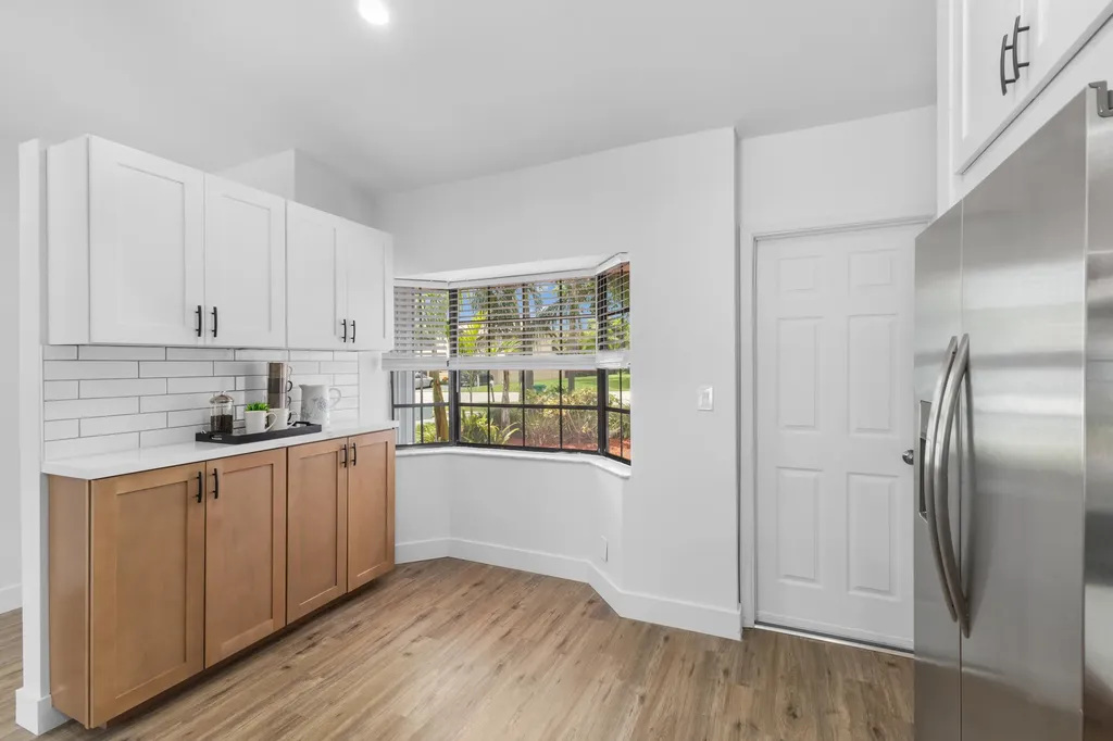 8210 SW 41st Street Davie FL 33328