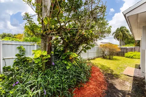 8210 SW 41st Street Davie FL 33328