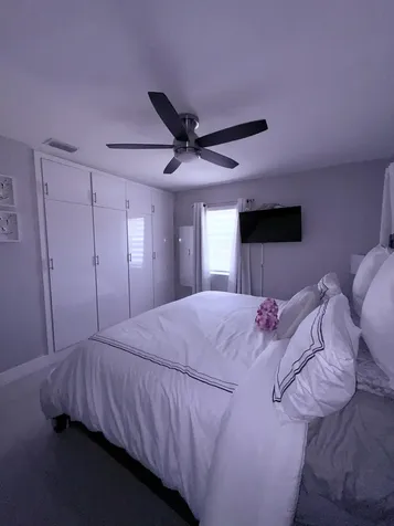9235 SW 41st Street Miami FL 33165