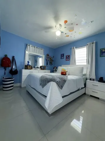 9235 SW 41st Street Miami FL 33165