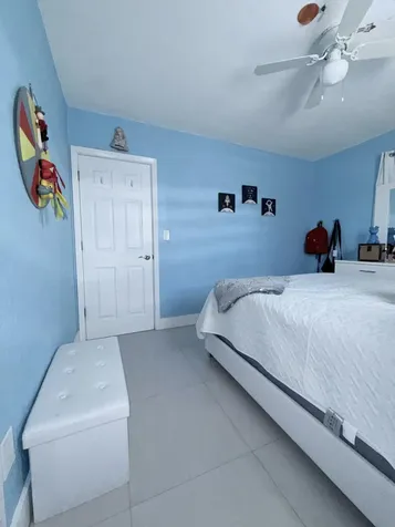 9235 SW 41st Street Miami FL 33165