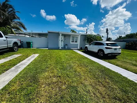 9235 SW 41st Street Miami FL 33165