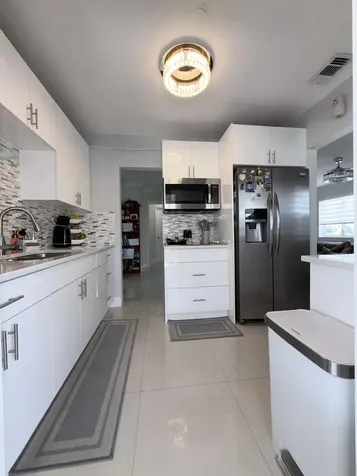 9235 SW 41st Street Miami FL 33165