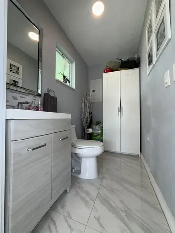 9235 SW 41st Street Miami FL 33165