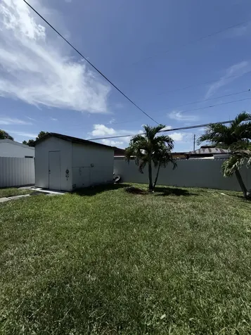 9235 SW 41st Street Miami FL 33165