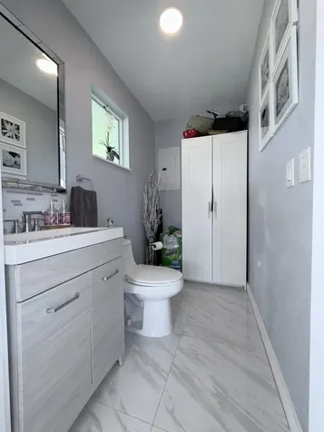 9235 SW 41st Street Miami FL 33165