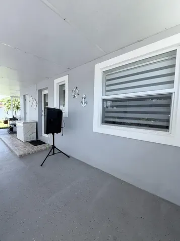 9235 SW 41st Street Miami FL 33165
