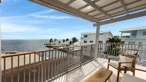 704 Grouper Lane Key Largo FL 33037