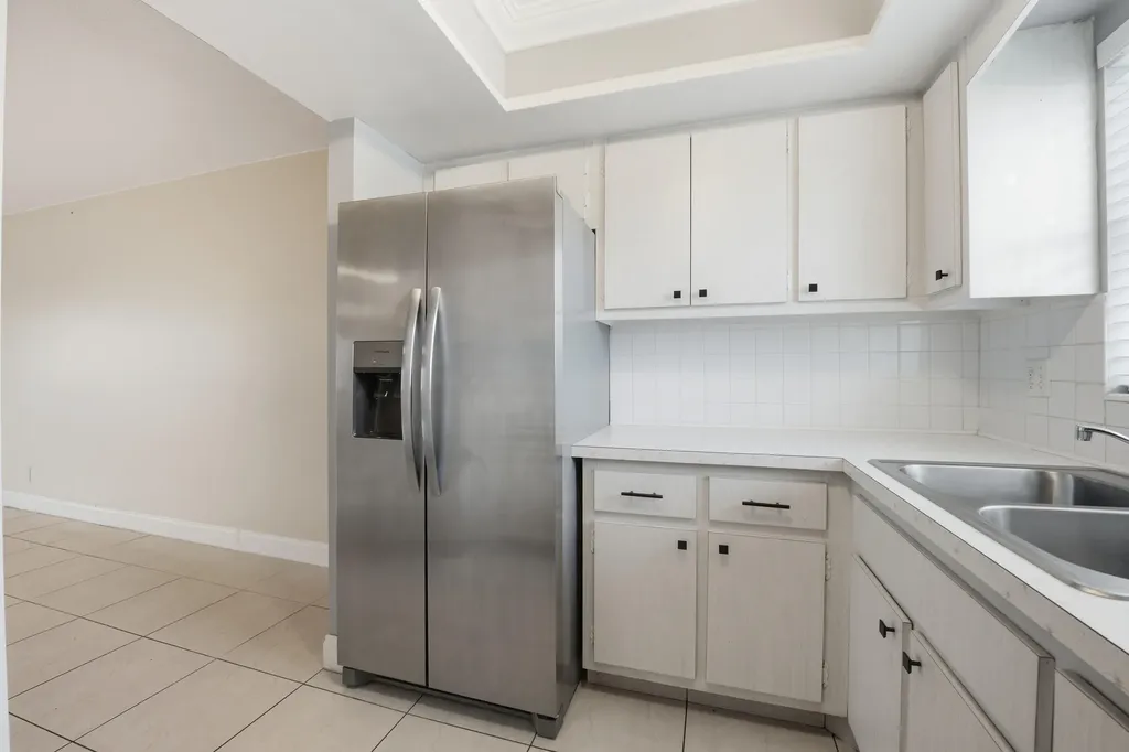2789 Ashley Drive W West Palm Beach FL 33415
