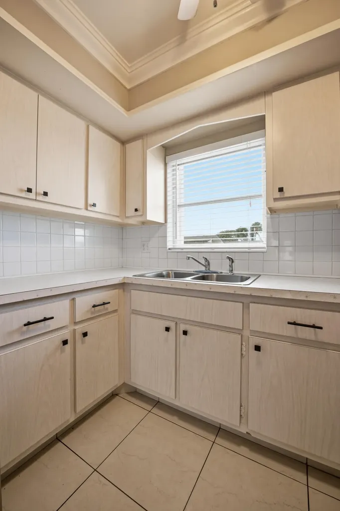2789 Ashley Drive W West Palm Beach FL 33415
