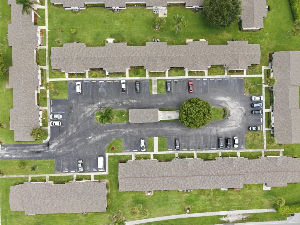 2789 Ashley Drive W West Palm Beach FL 33415