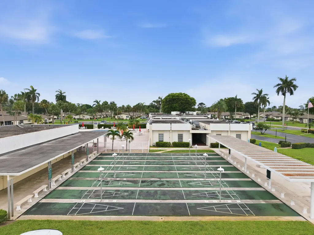 2789 Ashley Drive W West Palm Beach FL 33415