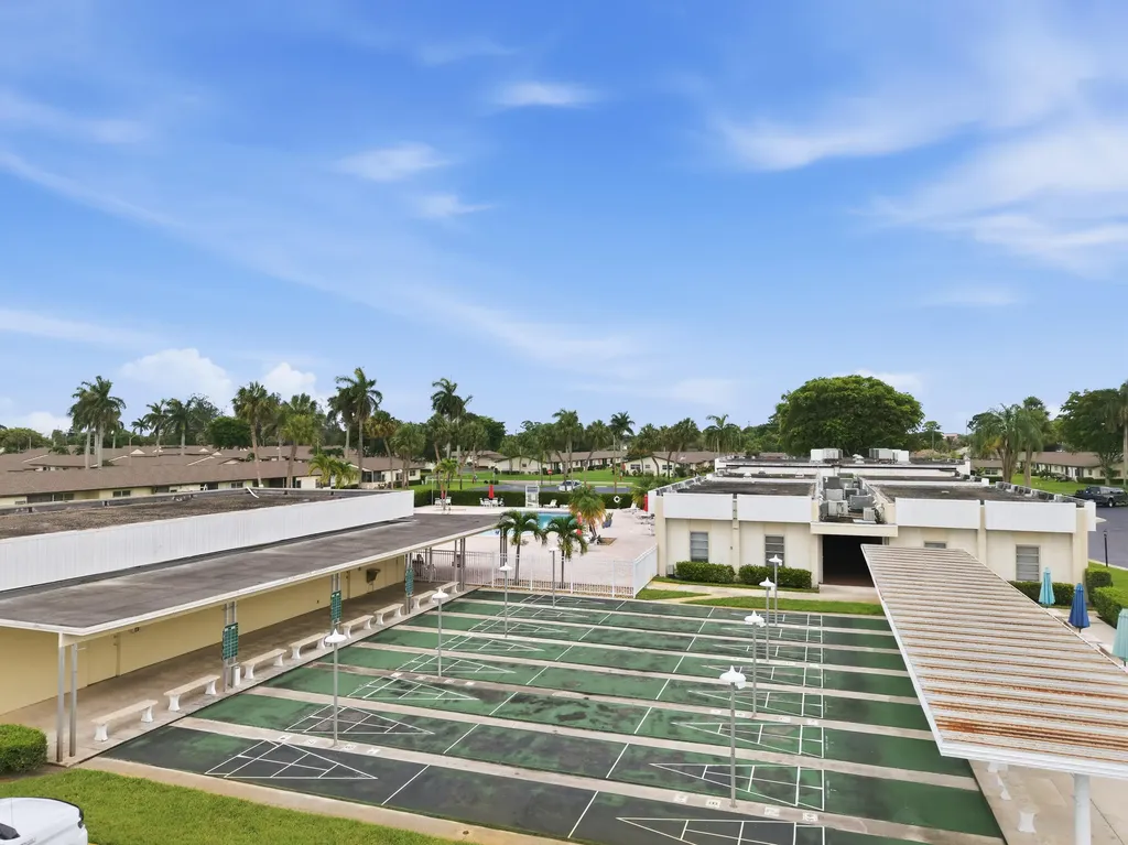 2789 Ashley Drive W West Palm Beach FL 33415