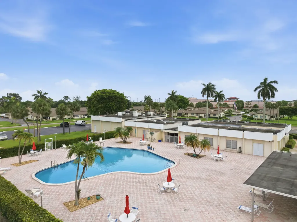 2789 Ashley Drive W West Palm Beach FL 33415